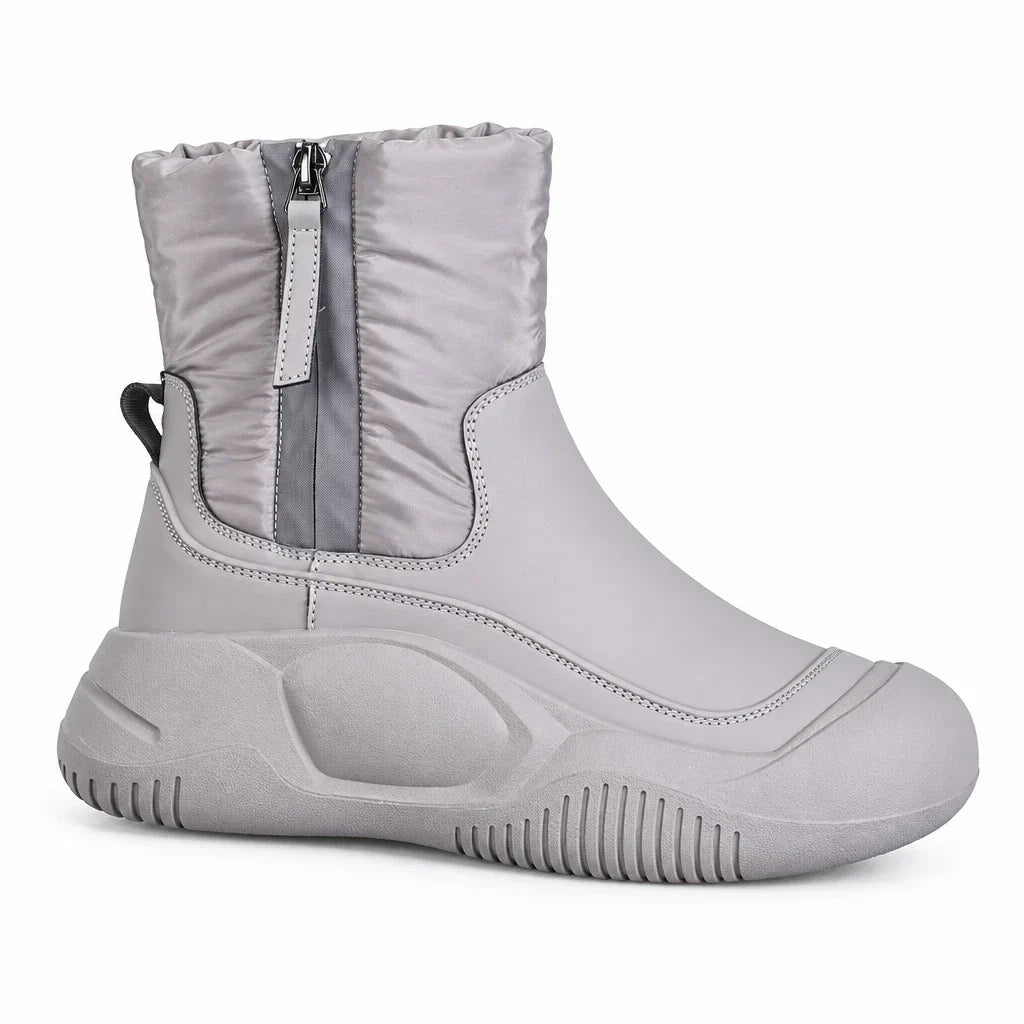 Women's quilted winter ankle boots with plush lining and side zip