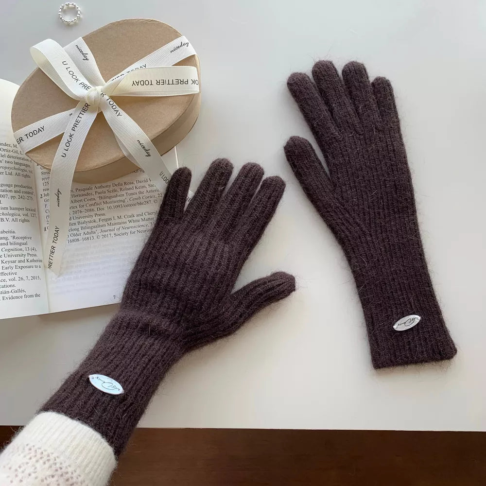 Luxurious Ribbed Knit Touchscreen Gloves